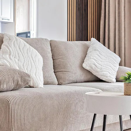 Sviesus Ir Jaukus Apartamentai Su Balkonu 클라이페다
